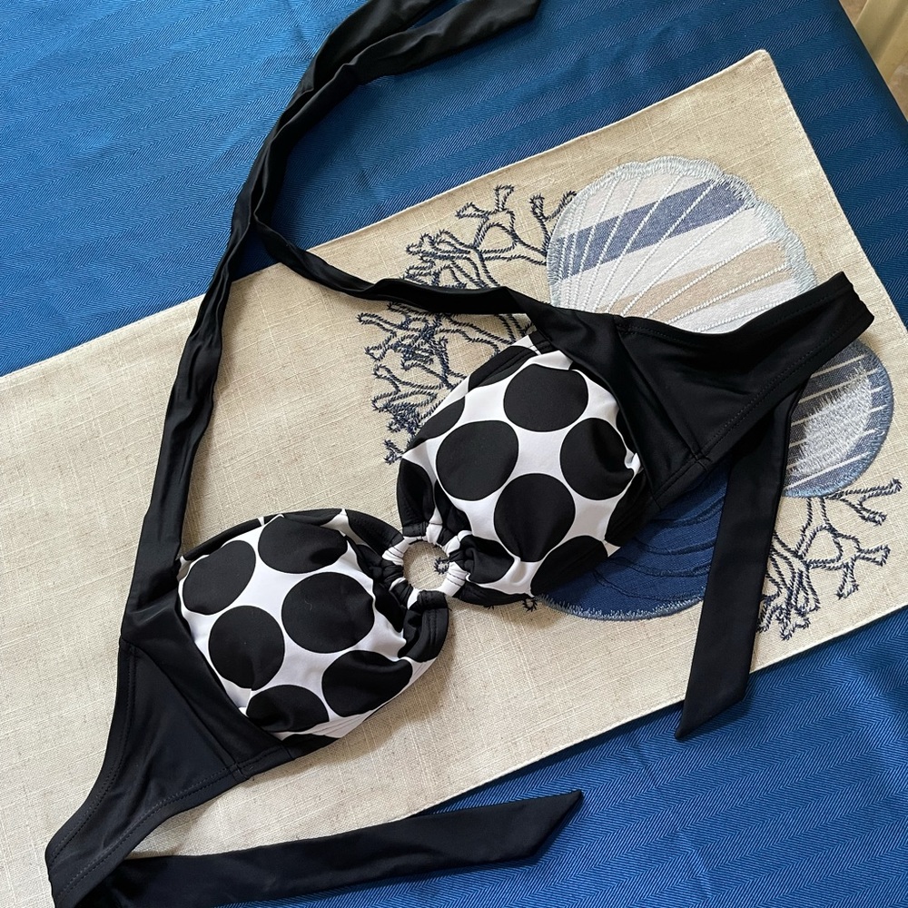 American Living Polka Dot Bikini Top - EUC